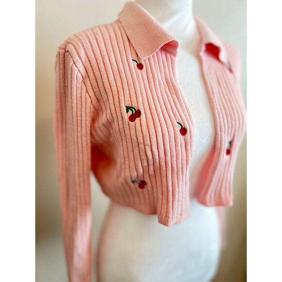 WITTY FOX LONG SLEEVE CROP COLLARED WOMENS GIRLS CARDIGAN SWEATER PINK CHERRIES - Picture 5 of 16
